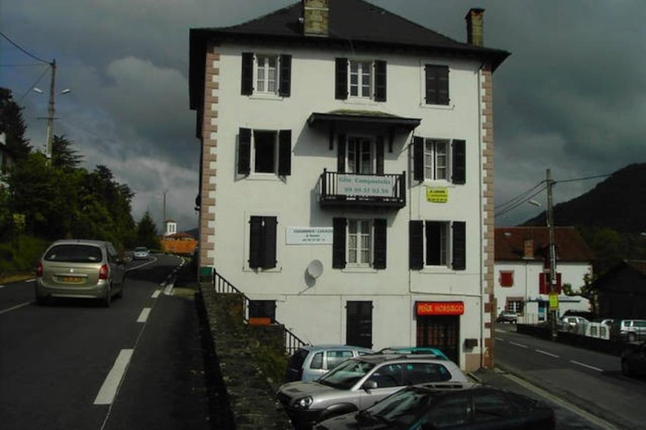 Gite Compostella Hotel Saint-Jean-Pied-de-Port Buitenkant foto